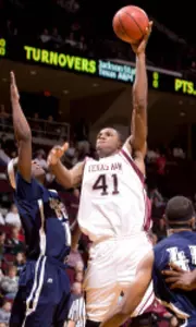 Aggies Edge Sam Houston State for Seventh Straight Win