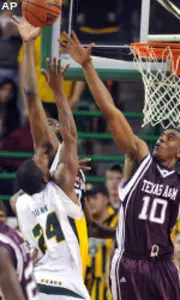 Aggies Drop Tight One One To Baylor, 72-68