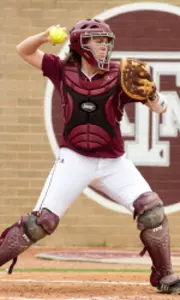 No. 19 Softball Splits on Friday in Texas A&M Invitational