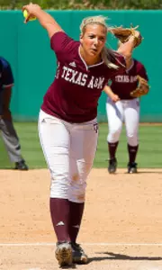 No. 20 Aggies Smash Three Home Runs in 11-1 Win Over Baylor