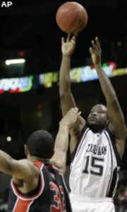 Aggies Can't Hold Off Red Raider Rally, Fall 88-83