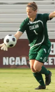 No. 10 Soccer Shuts Down Bears