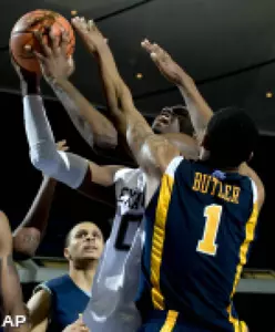 Aggies Fall To No. 8 West Virginia 73-66