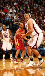 No. 8 Aggies Power Past No. 20 Iowa State, 68-44