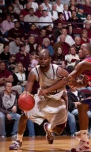 Aggies Win Fifth Straight, Defeat SMU 66-56