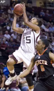 No. 10 Aggies Too Much For Mercer In Season-Opening 73-45 Rout