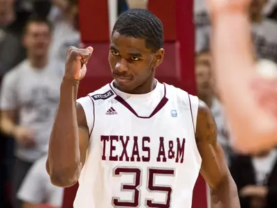 Aggies Roll Past Sam Houston State, 64-37