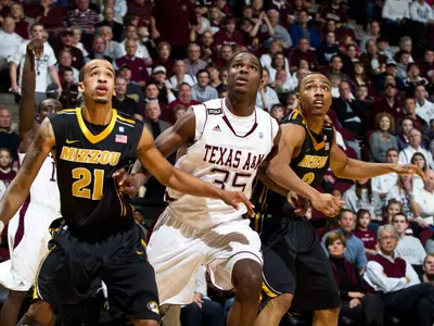 Texas A&M 76, Arkansas Tech 58