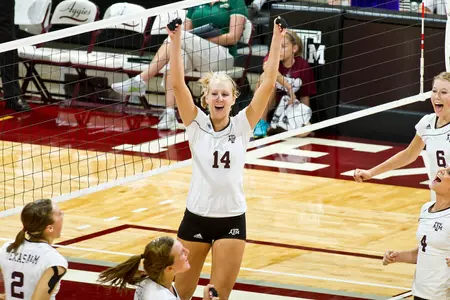 Aggies Come Back to Defeat Kansas, 3-2
