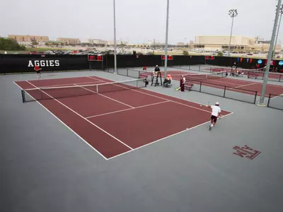 Aggies Sweep SMU, 7-0