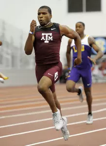 Aggies split in dual with LSU