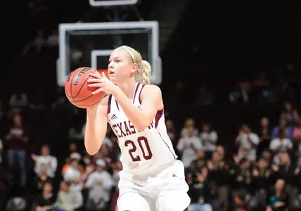 Texas A&M defeats Louisiana Tech, 77-26