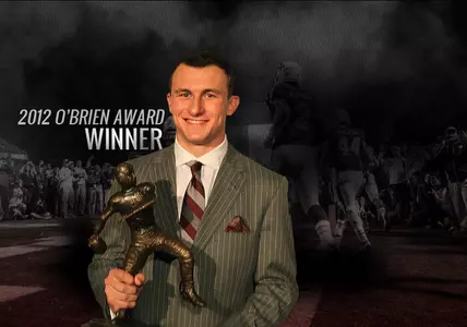 Manziel Wins Davey O'Brien Award