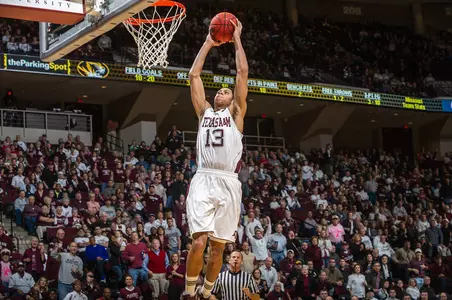 No. 3 Missouri Slips by Aggies, 71-62