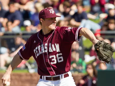 Aggies Even KSU Series with 9-2 Win