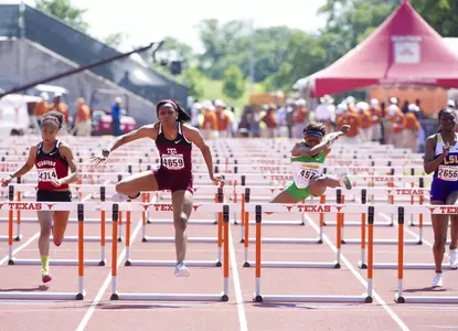 Flemings runs 12.88w to win Texas Relays 100H