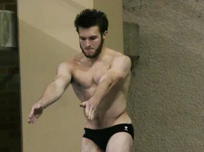 Aggies Split with Gators