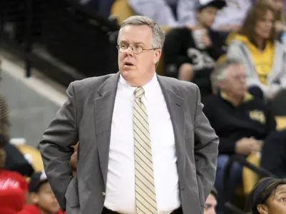 Bob Starkey Joins Aggie Women?s Hoops Coaching Staff