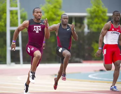 Prezel Hardy, Jr. sets PR to win 200 at LSU Alumni