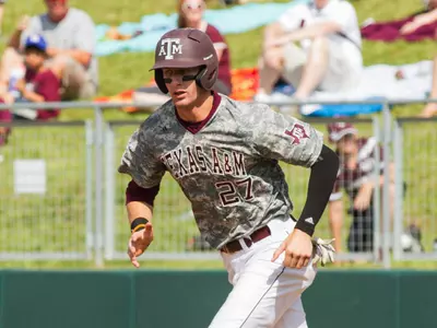 No. 4 Aggies Complete Sweep of No. 22 Sooners