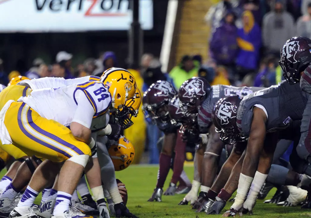Aggies Fall at No. 18 LSU, 34-10