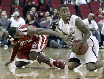 Aggies Fall to Sooners in Houston, 64-52