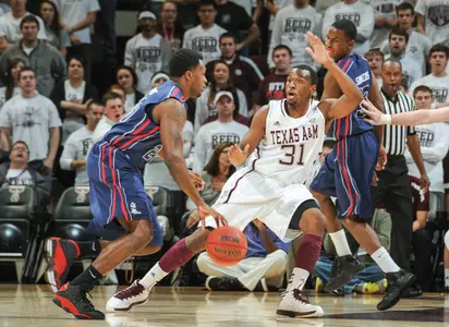 Turner's Arena Record Lifts A&M Past Ole Miss, 69-67