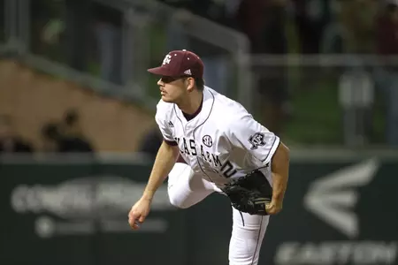 Aggies Fall to UIC in Season Opener, 2-0