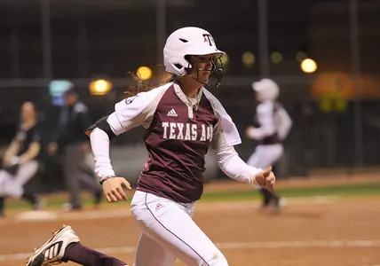 No. 10 Aggies Remain Unbeaten, Down Pitt 9-5