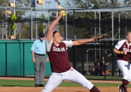 No. 9 Softball Wins Two, Improves to 16-0