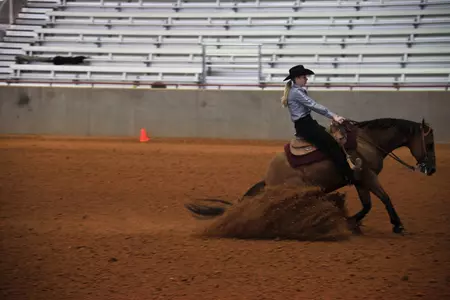#9 @AggieEquestrian Downs #5 Georgia 11-7 Saturday