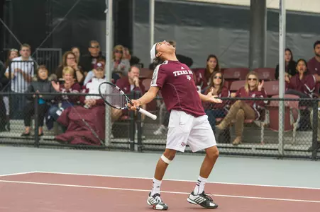 Aggies Cruise to 5-2 Victory Over Vanderbilt