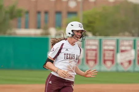 Aggies Sweep Lamar with Pair of Run-Rule Wins