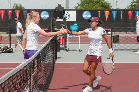 Aggies Advance to Round of 16 With 4-1 Victory Over TCU