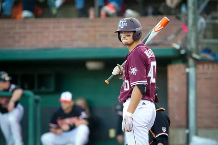 Aggies Drop Series Opener to Florida in 11 Innings