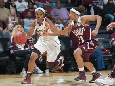 A&M Wins Eighth Straight, Rolls Past Mississippi State