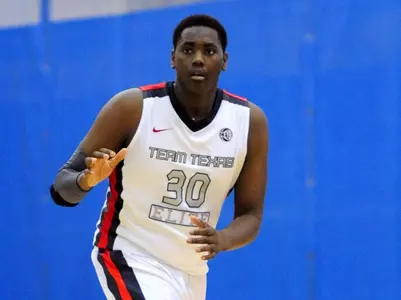 Men's Basketball Signs Blue Chip Big Man Elijah Thomas