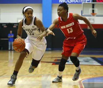 No. 5 Women's Basketball Defeats New Mexico 66-52