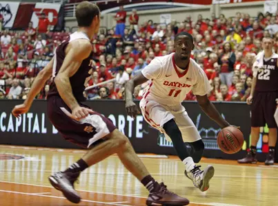 Basketball Falls in Final Seconds to Dayton, 55-53
