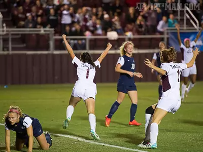 Boca Bound! Soccer Advances to Women's College Cup