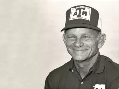 In Memoriam: Barney Welch '45