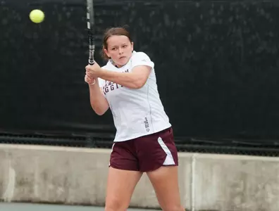 Aggies Sink Seventh-Ranked Commodores, 4-2