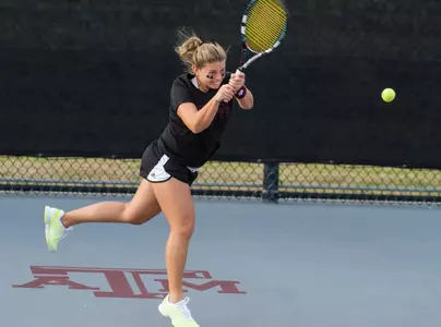 No. 10 Texas A&M Holds off No. 15 Baylor, 4-3