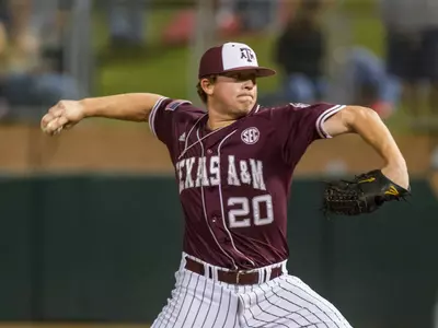 Aggies Edge the Gators, 5-4, to Even Series