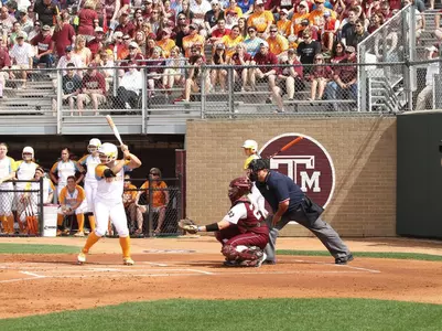 No. 4 Tennessee Takes Series with 5-3 Finale Win at No. 21 Texas A&M