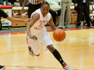 A&M Signs Junior College All-American Shlonte Allen