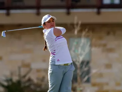 Navarro To Compete In World Amateur Golf Team Championships