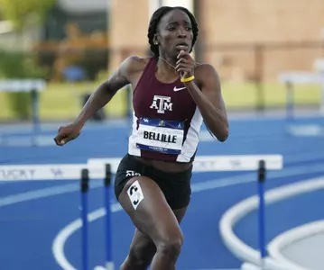 Bellille breaks national 400m record, Davis wins 110 hurdle title