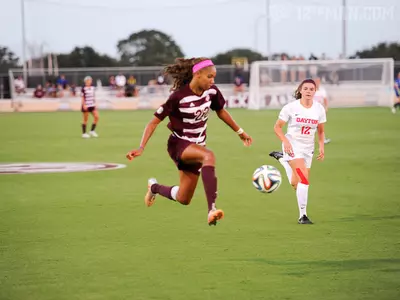 Aggies Play Arizona to 2-2 Draw