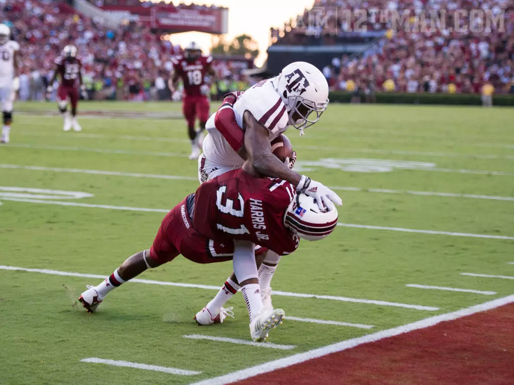 Aggies Cruise to 52-28 Win Over #9 South Carolina